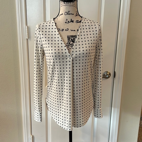 Ann Taylor Tops - Ann Taylor Long Sleeve Top